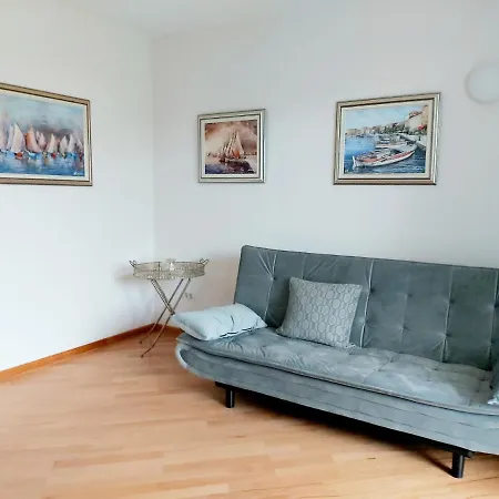 Salt & Sage * Manzan